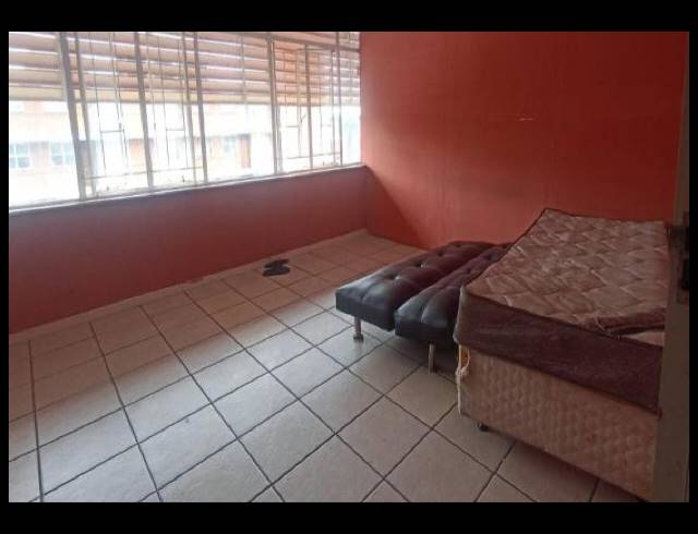 3 BEDROOM FLAT FOR SALE IN ANNLIN-WES